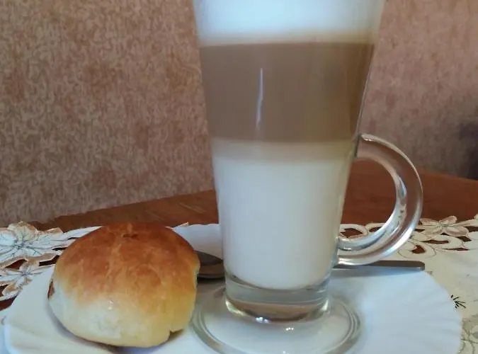 у васі 酒店 斯瓦拉瓦